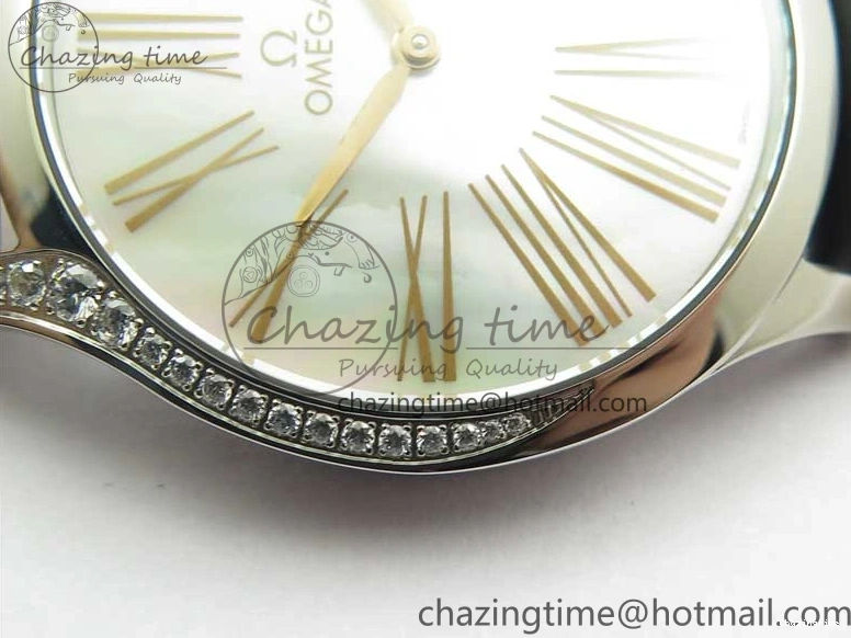 0410 StreetReady Ladies’ De Ville Trésor Diamond SS 3AF 1:1 Best Edition White MOP Dial RG Markers On Black Fabric strap Swiss Quartz 7884